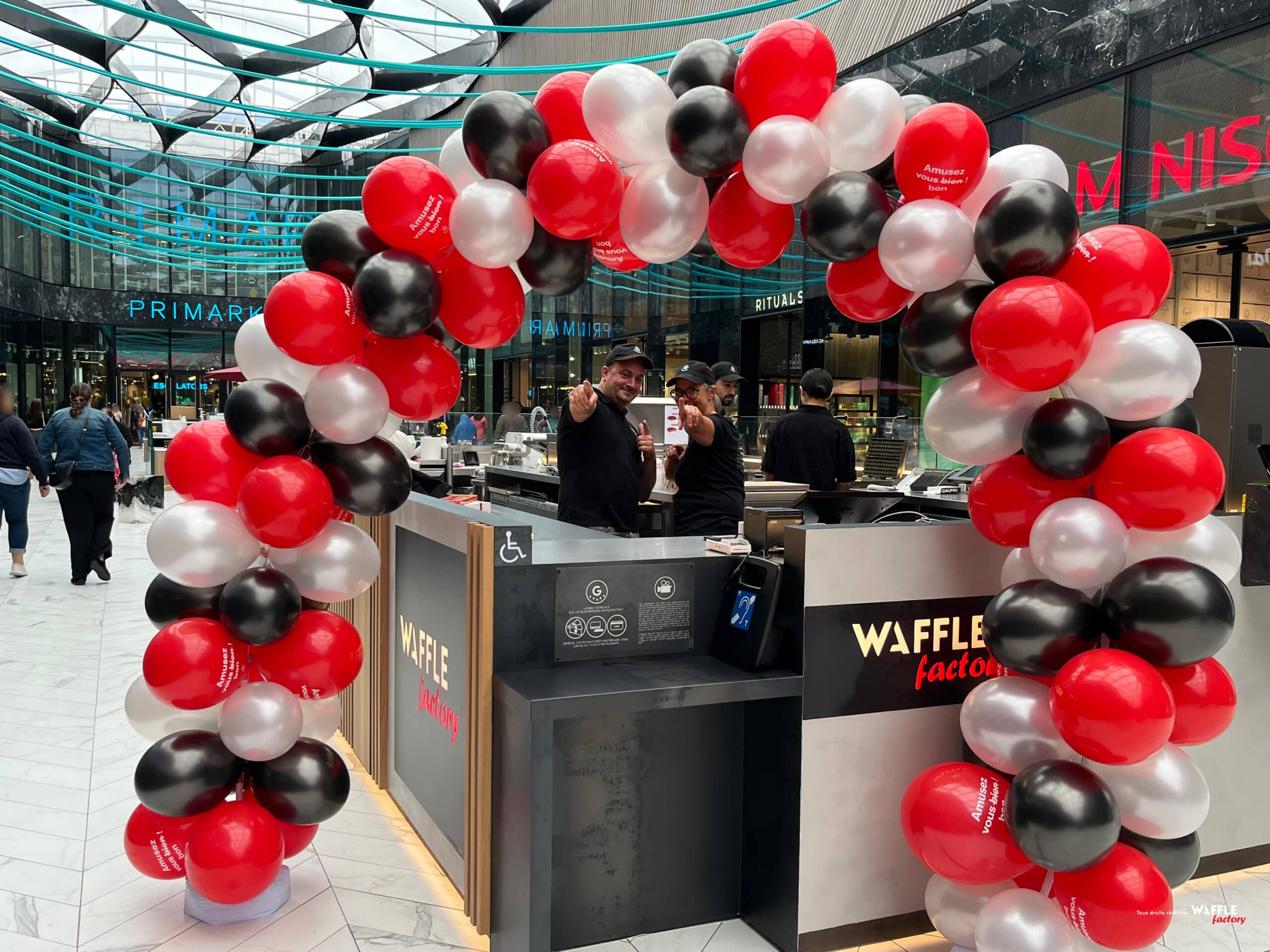 Plaisir au carré avec Waffle Factory ! 🧇